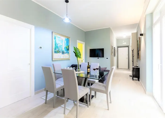 Hostly - Art & Color Midtown - 3br 2ba