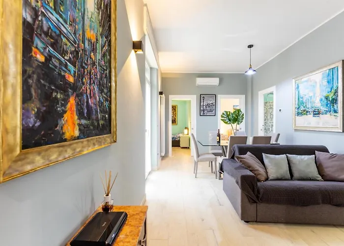 Hostly - Art & Color Midtown - 3br 2ba Apartment *